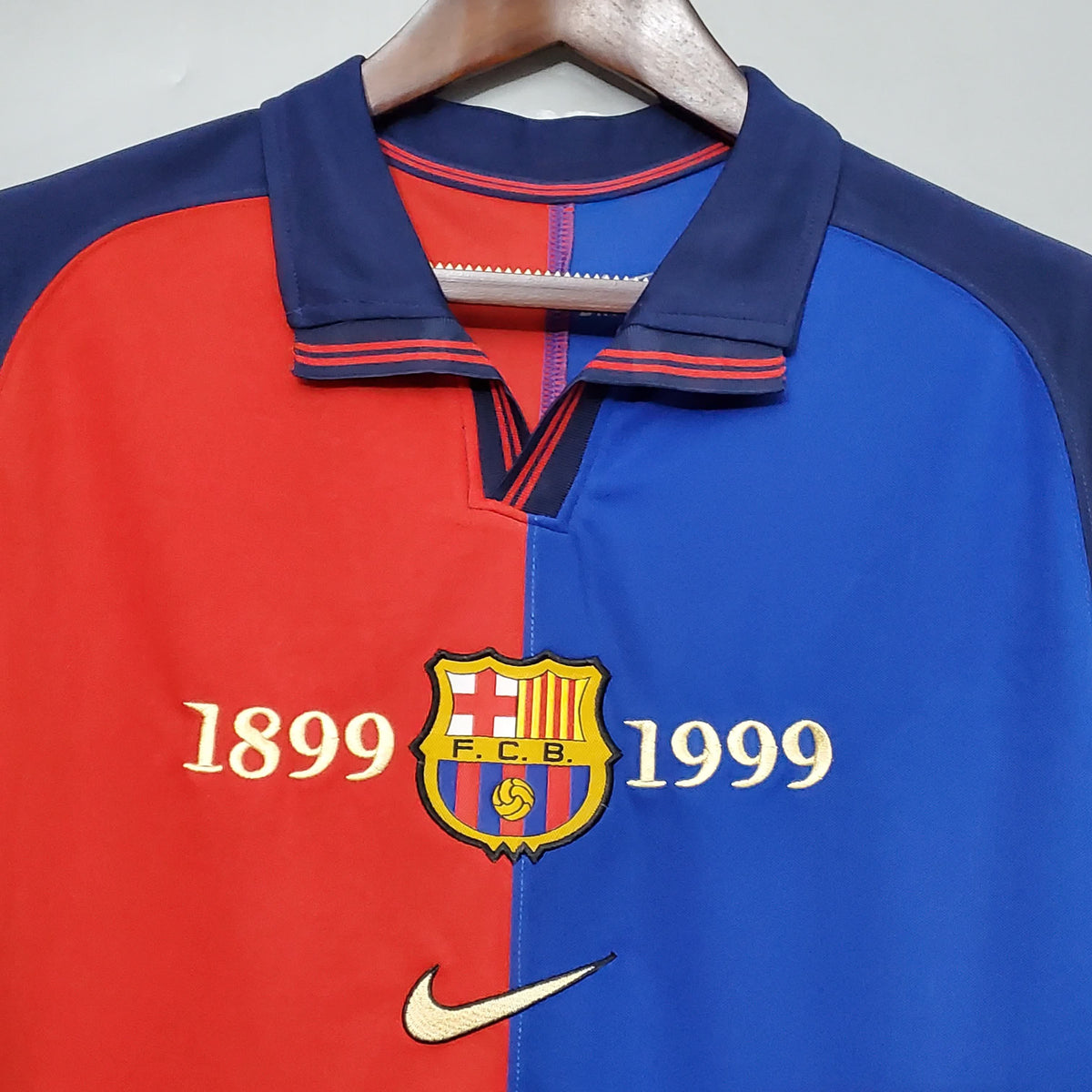 Barcelona Retro 99/00 Centenary (100 Years) Home Kit