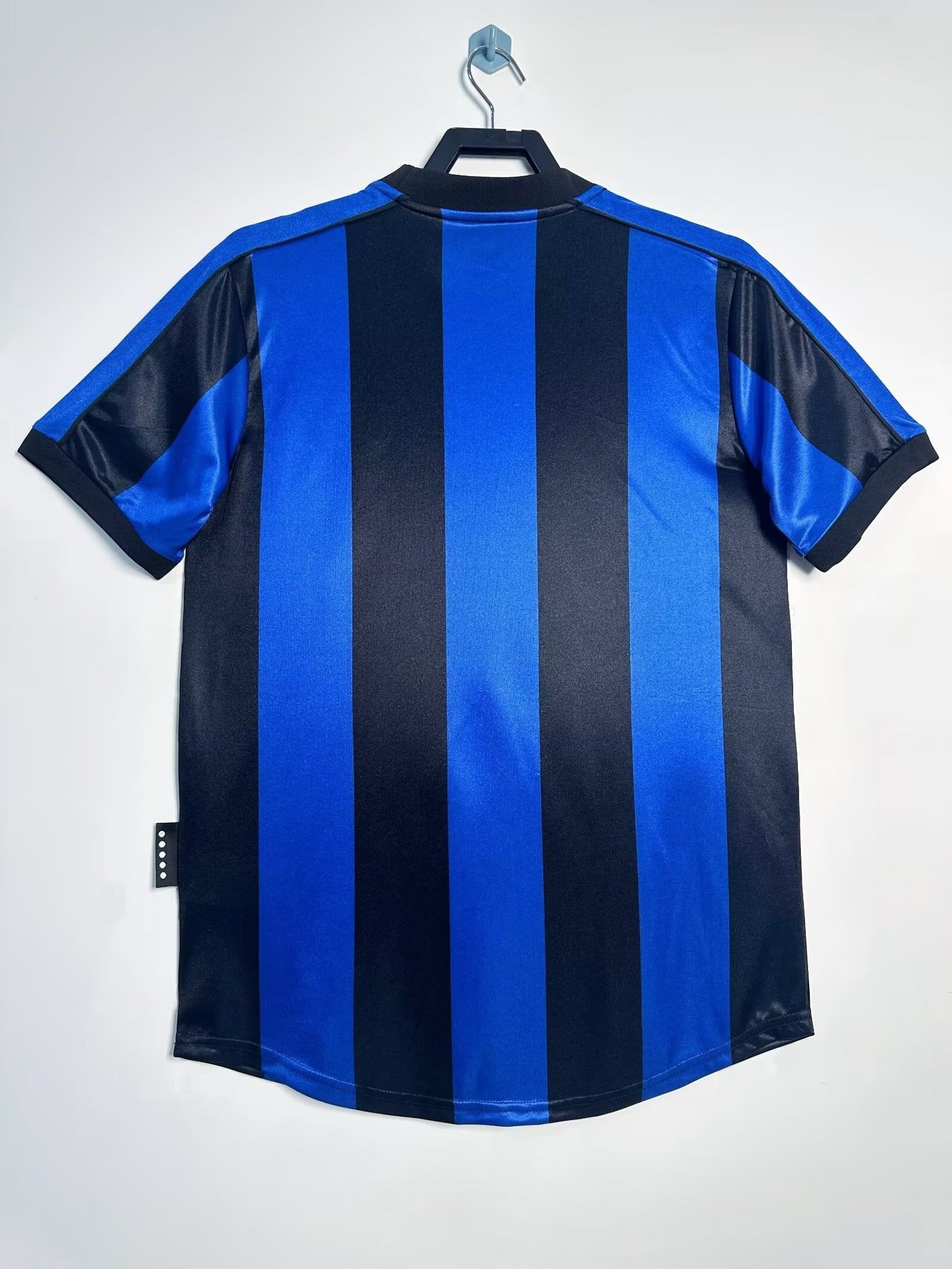 Inter Milan 1999/2000 Home Retro Shirt - Fan Version