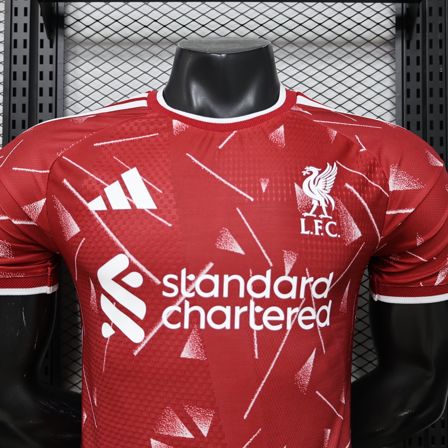 Liverpool 2026/27 Home — Player Version