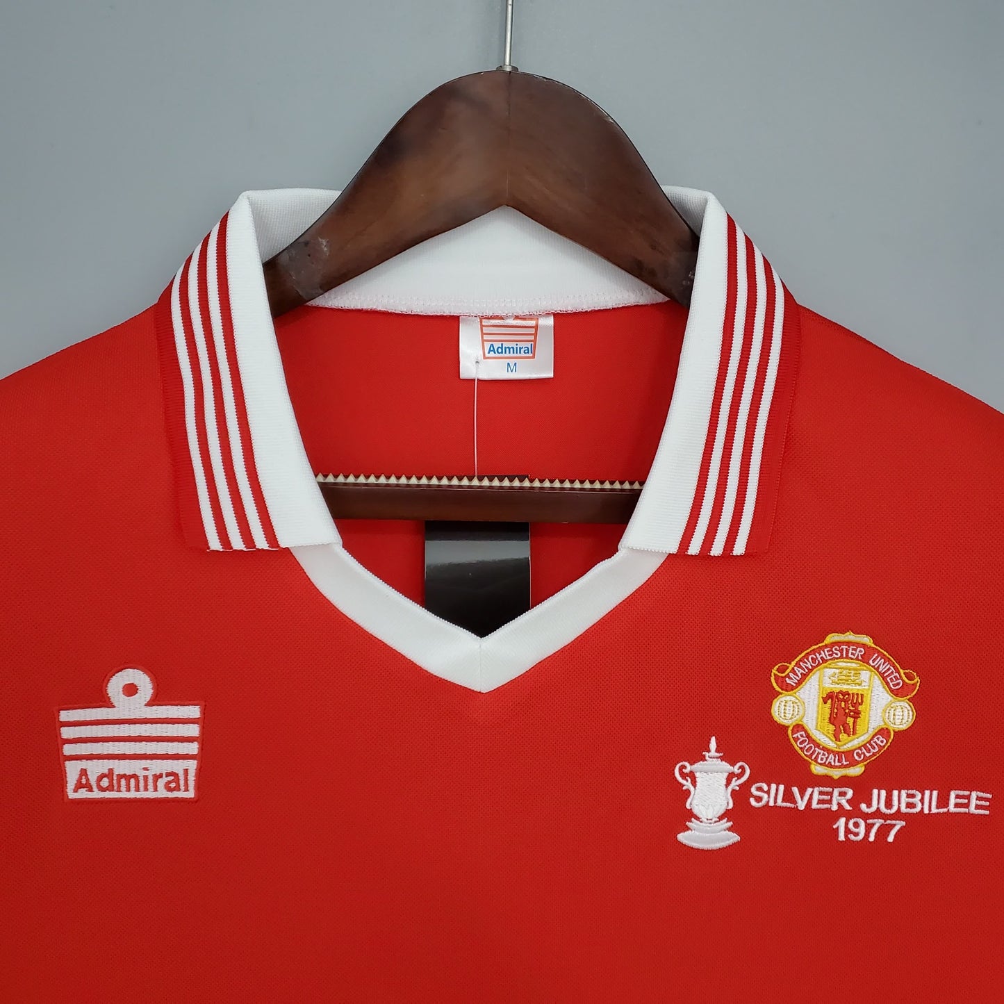 Manchester United 1977 Retro Home — Fan Version