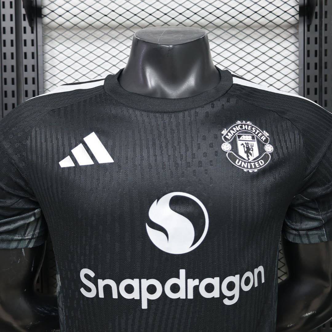Manchester United 2026/27 Goalkeeper — Player Version