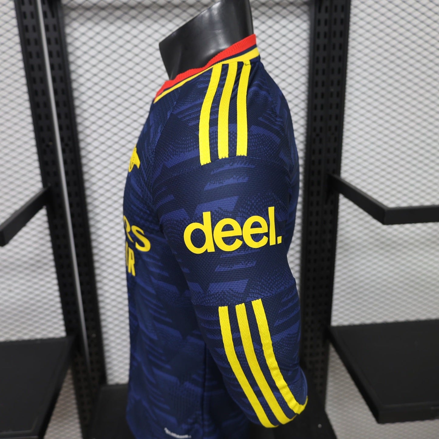 Arsenal 2026/27 Away Long Sleeve — Fan Version