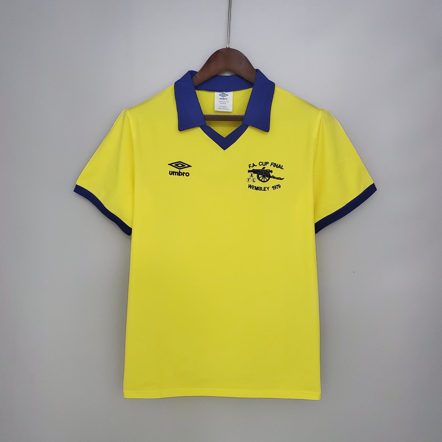 Arsenal Away Retro Shirt - Fan Version