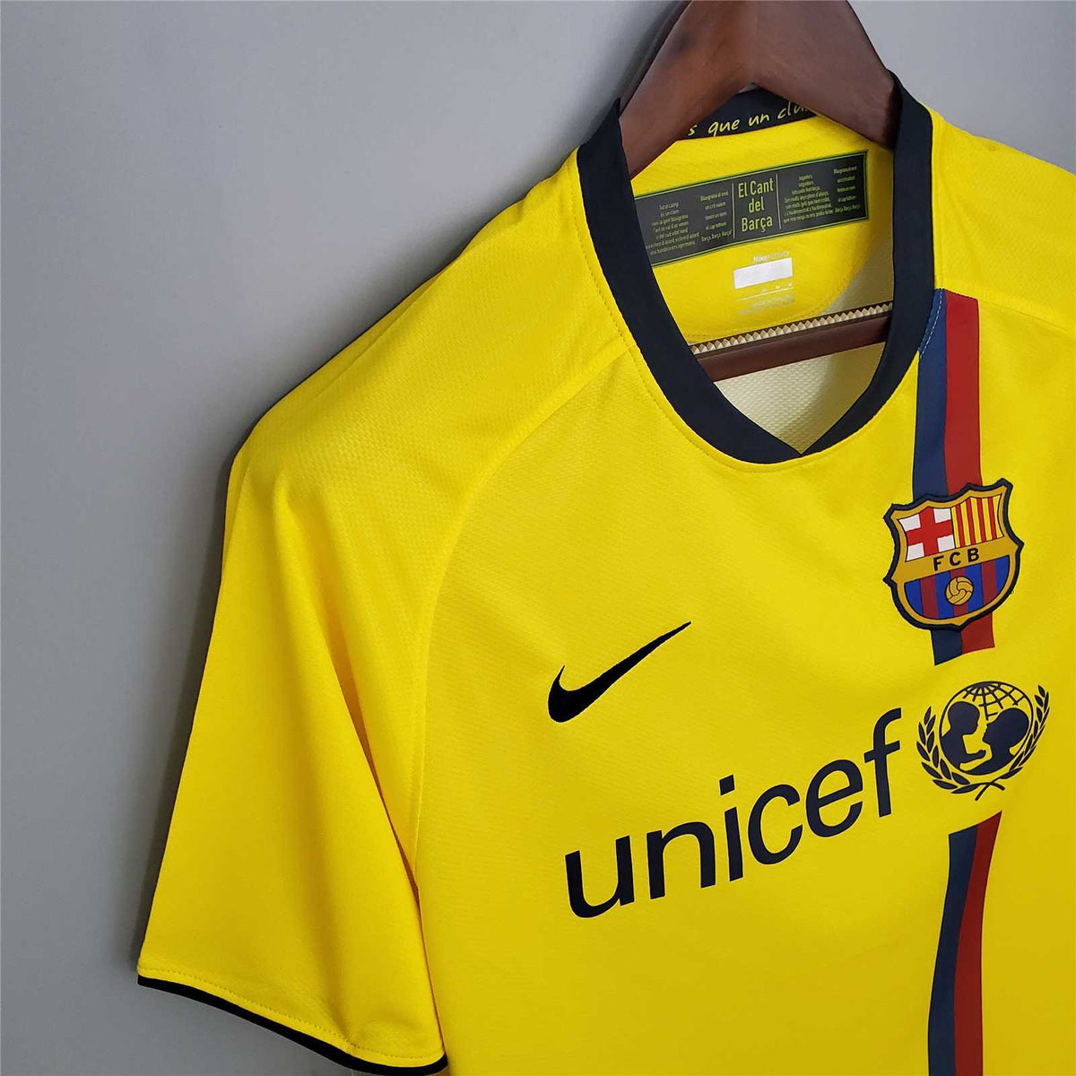 Barcelona Retro 08/09 Away Kit