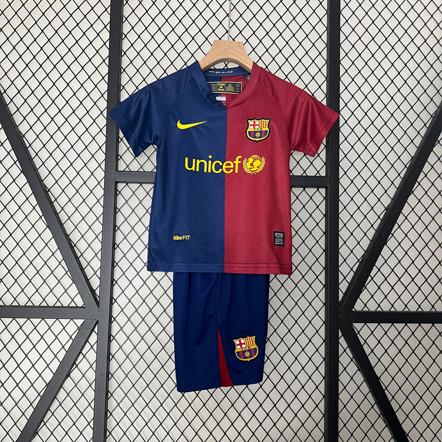 Barcelona 2008/09 Retro Home — Kids Kit