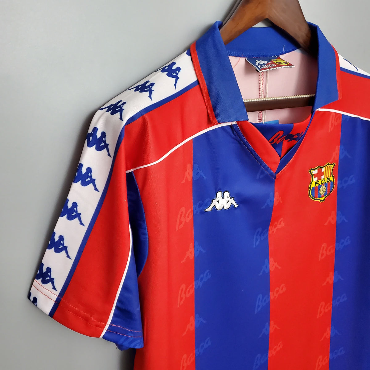 Barcelona Retro 92/95 Home Kit