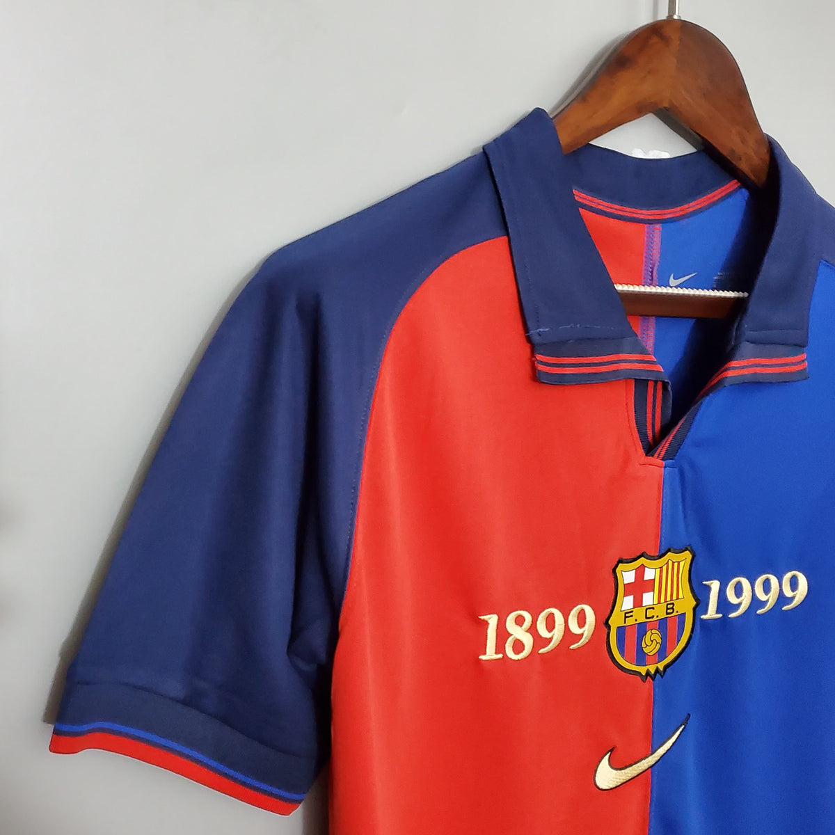Barcelona Retro 99/00 Centenary (100 Years) Home Kit