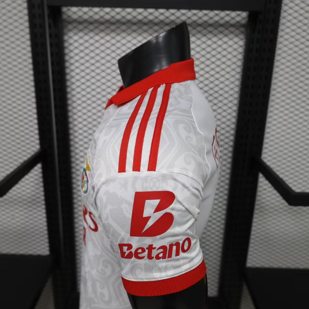 Benfica 2026/27 Away — Player Version