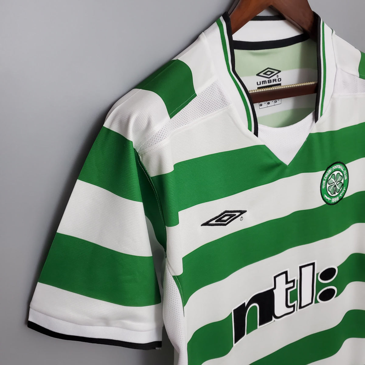 Celtic Retro 01/03 Home — Fan Version