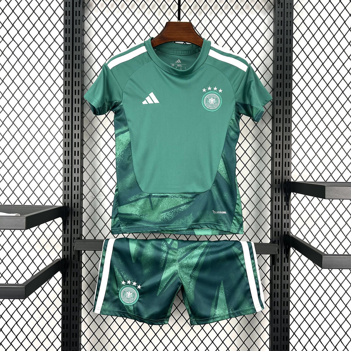 Germany 2026 World Cup Goalkeeper (Green) — Kids Kit