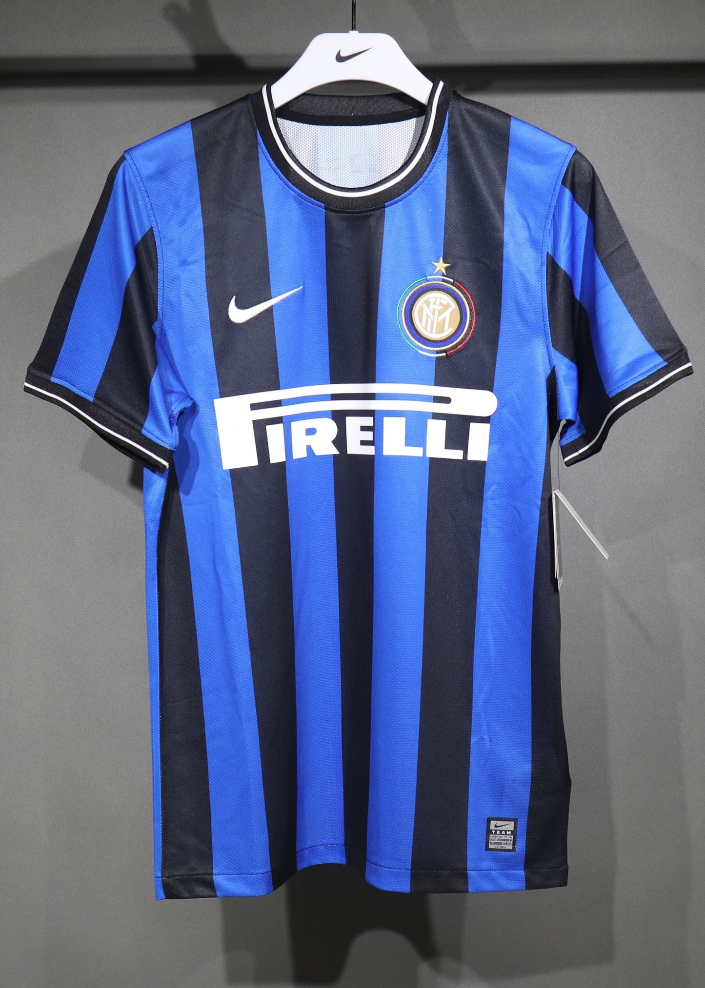 Inter Milan 2009/10 Home Retro Shirt - Fan Version