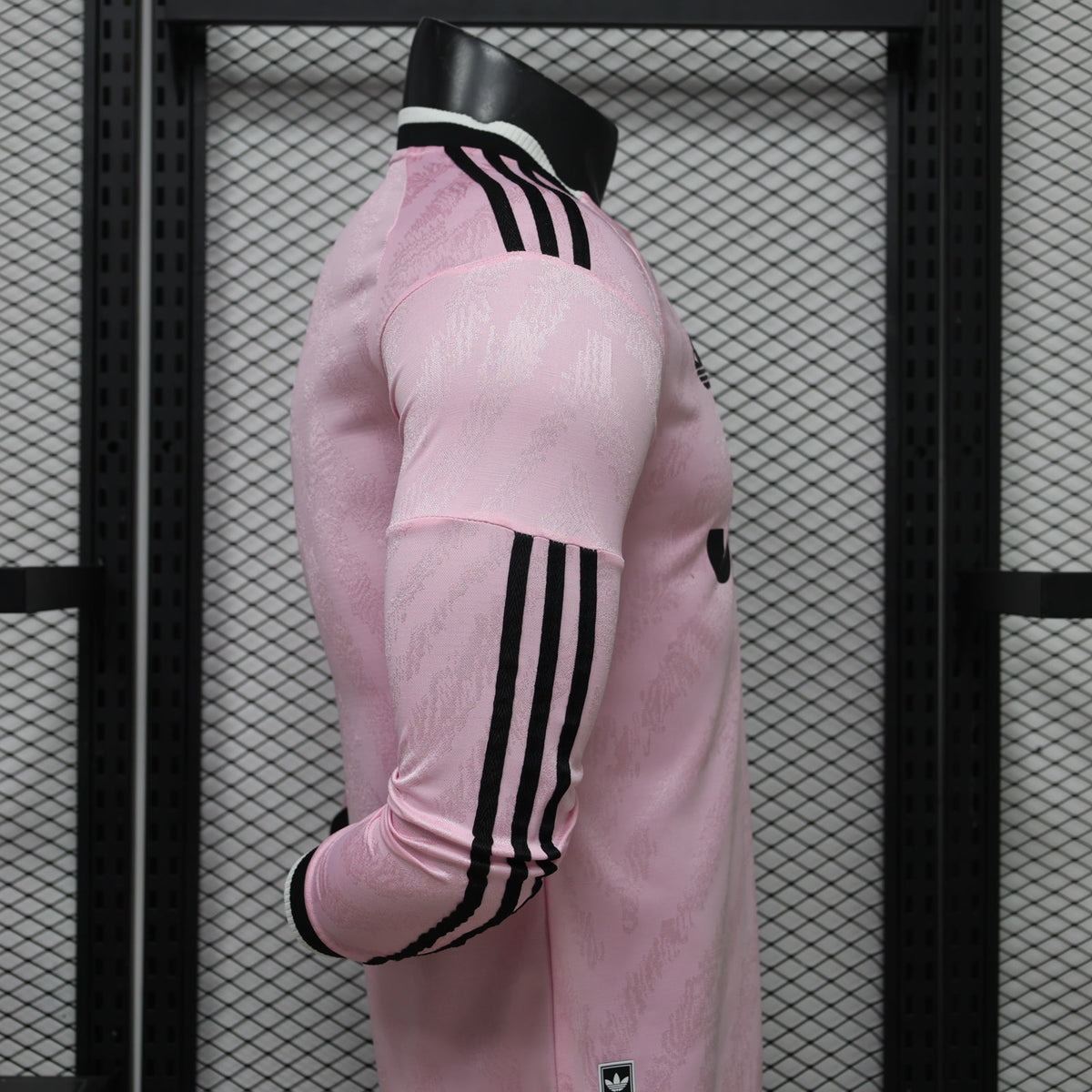 Juventus 2026/27 Away Long Sleeve (Pink) — Player Version