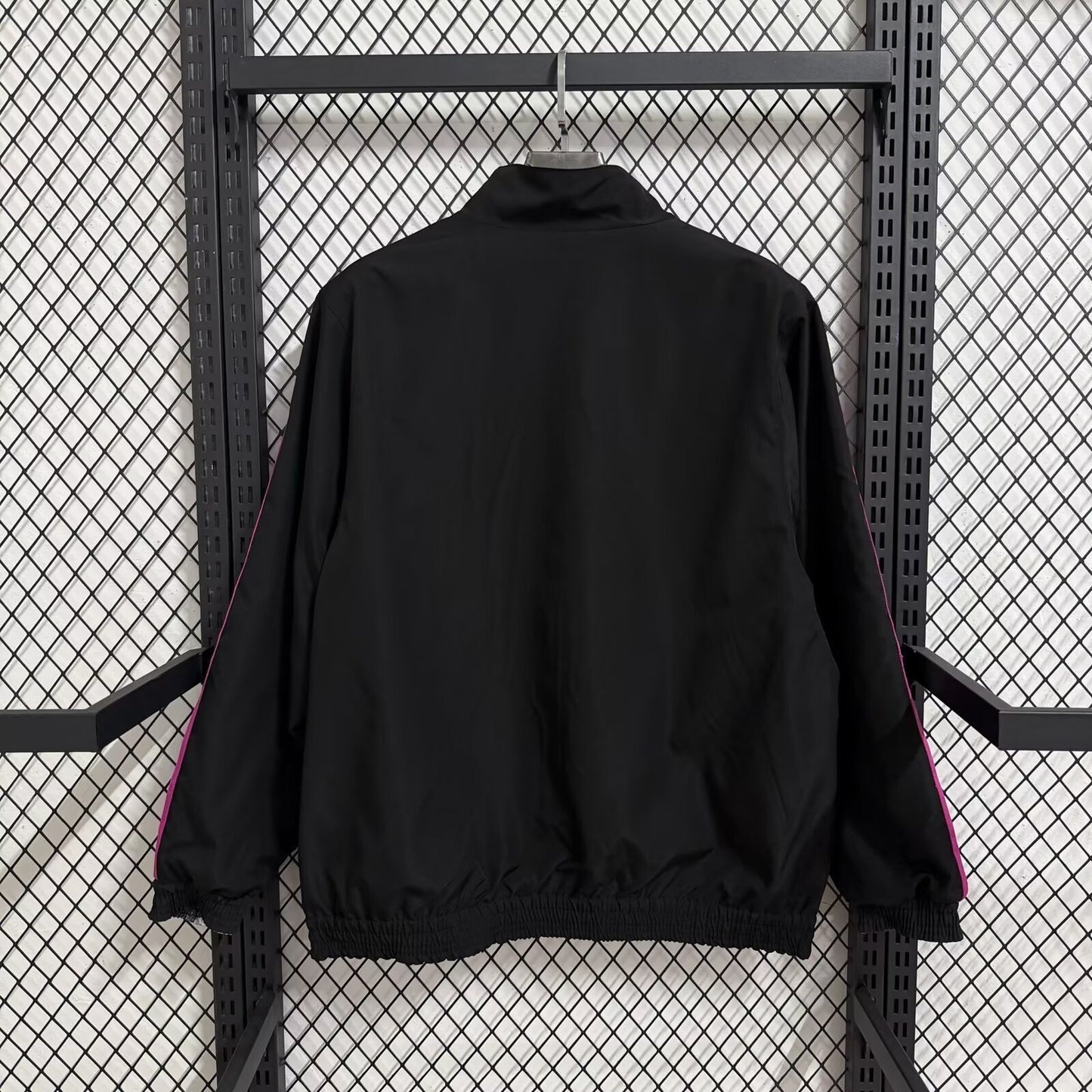 Juventus 2026/27 Windbreaker — Retro