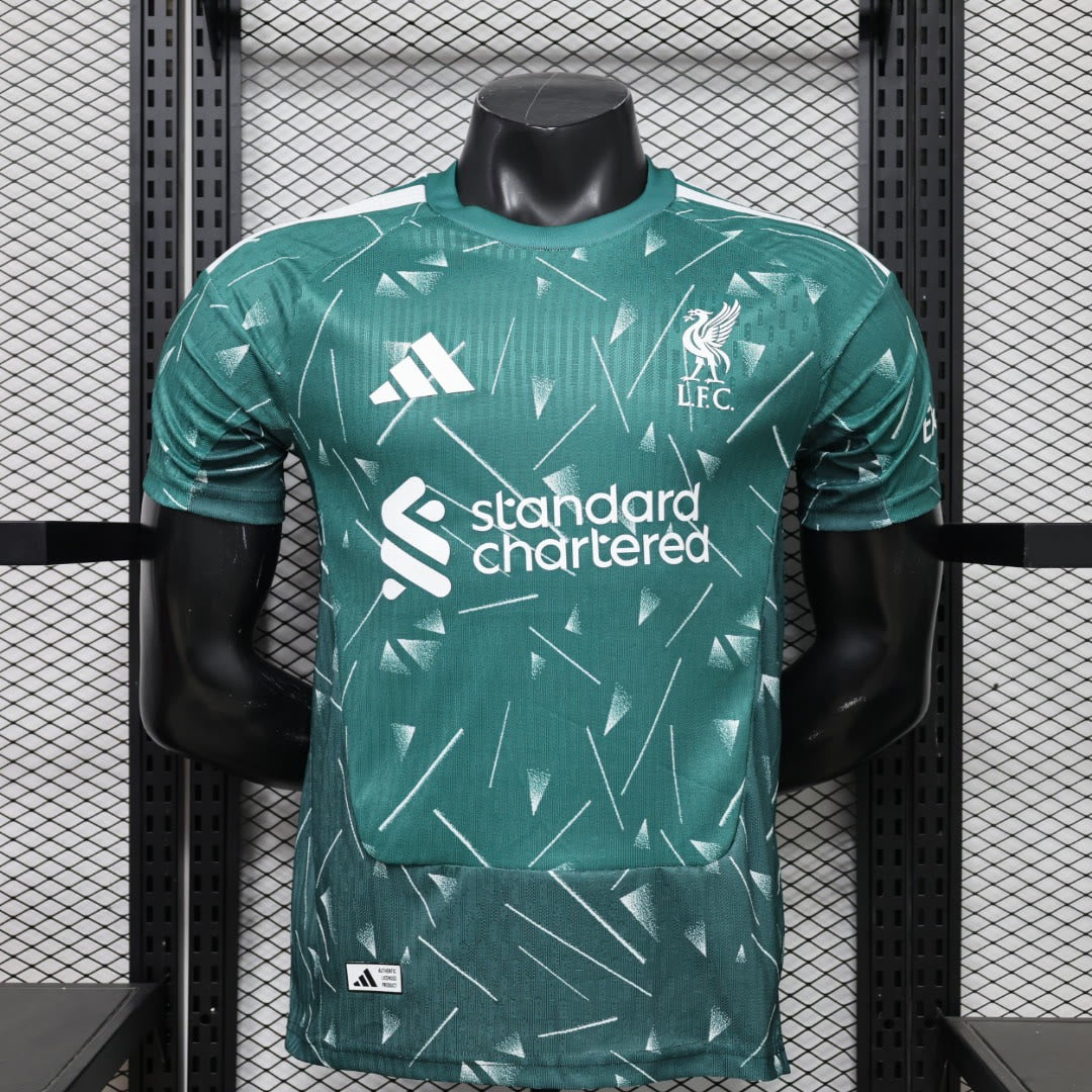 Liverpool 2026/27 Goalkeeper — Player Version
