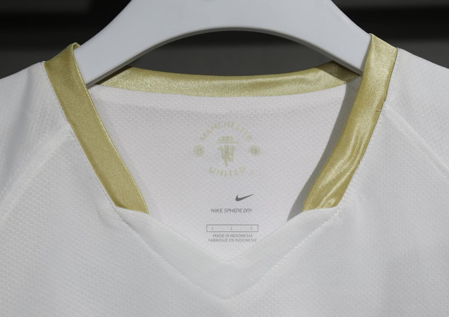 Manchester United 2006/07 Retro Away Long Sleeve — Fan Version