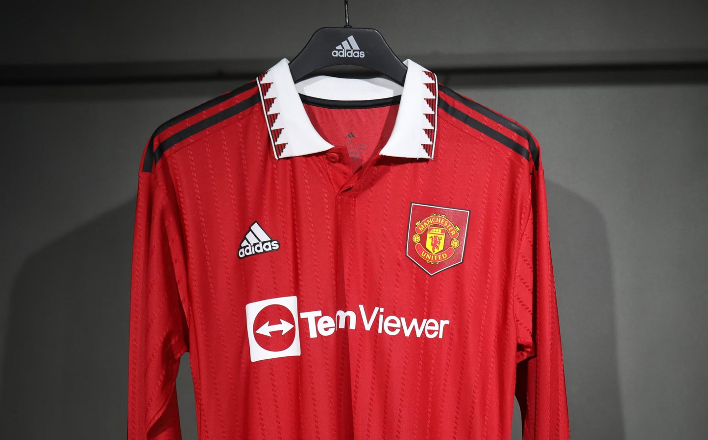 Manchester United 2022/23 Retro Home Long Sleeve — Fan Version