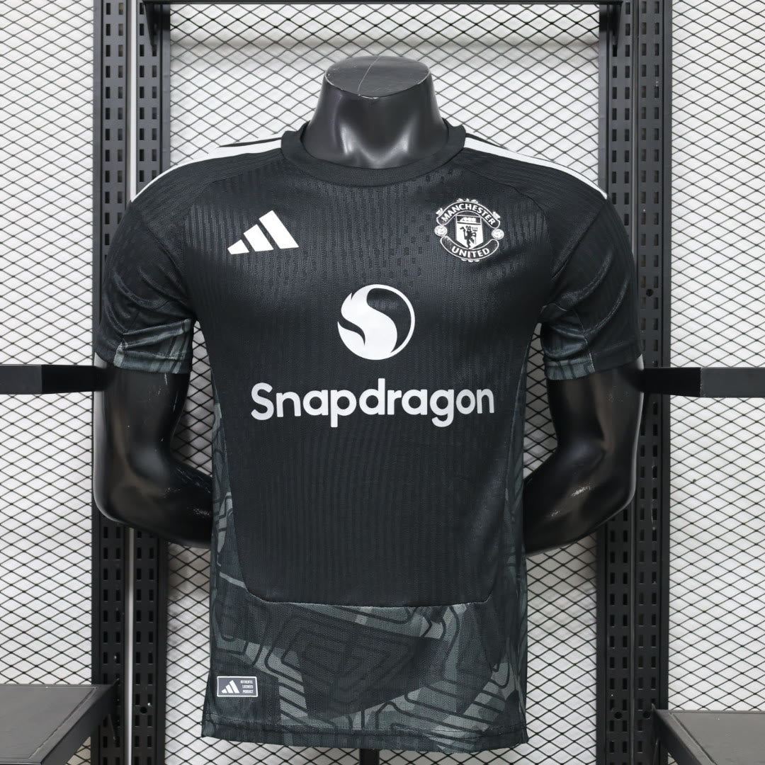 Manchester United 2026/27 Goalkeeper — Player Version