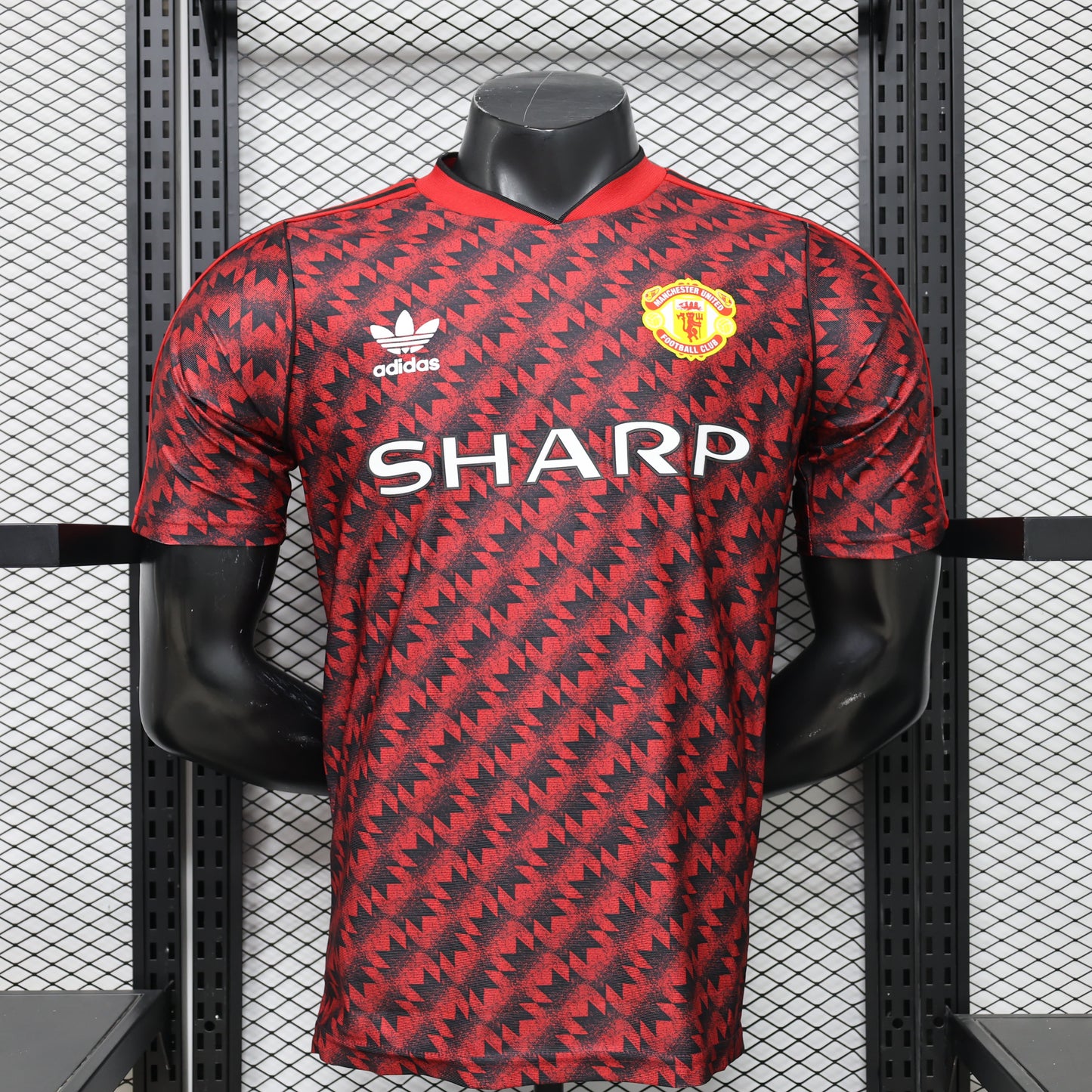 Manchester United 2026/27 Leisure Retro — Player Version