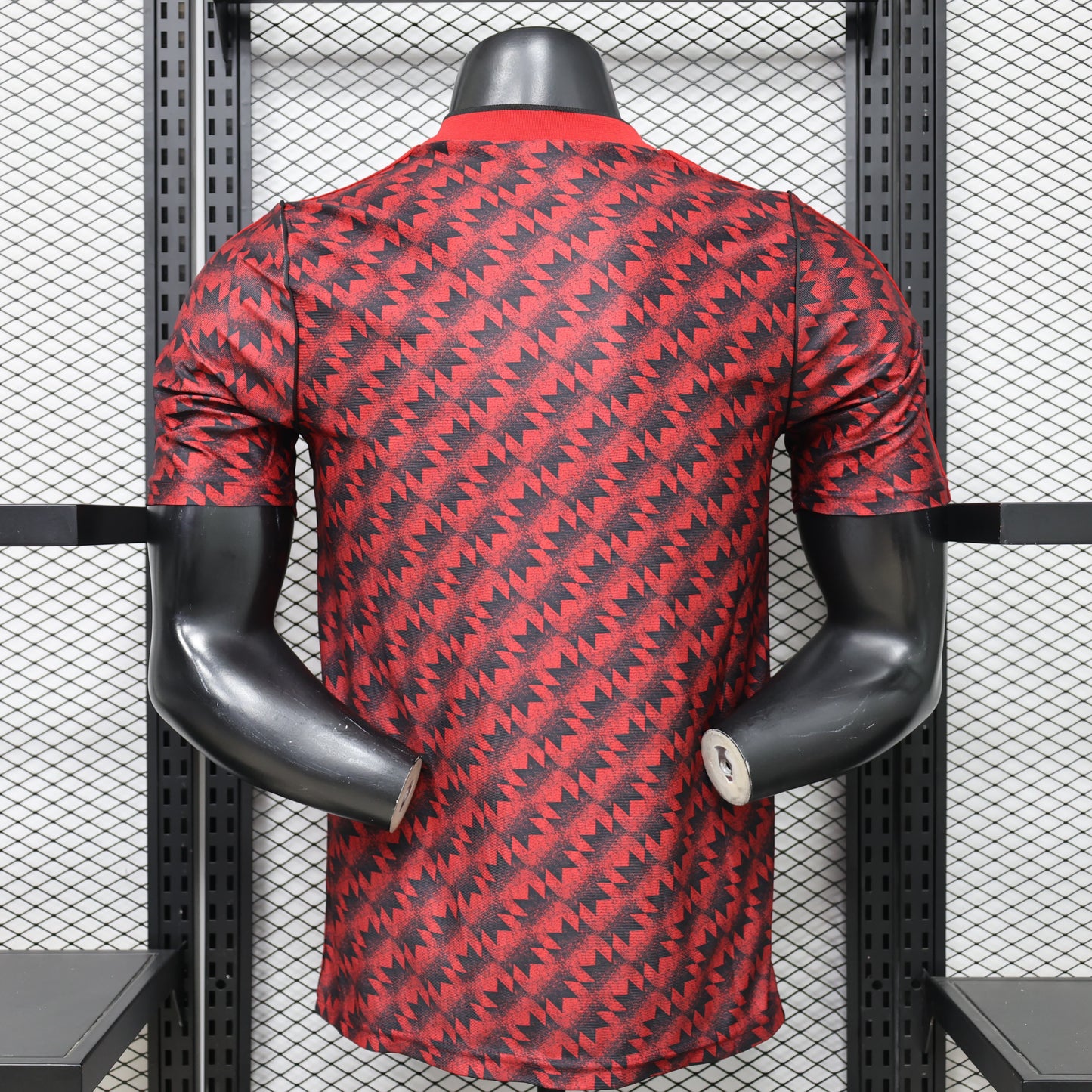 Manchester United 2026/27 Leisure Retro — Player Version