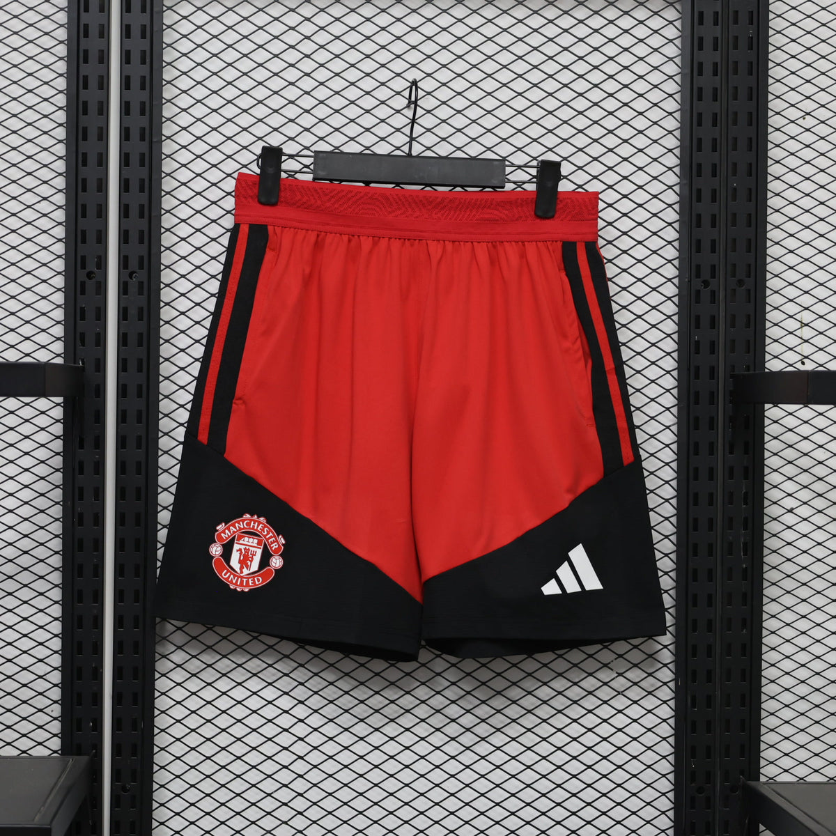 Manchester United 2026/27 Training Shorts (Red) — Player Version