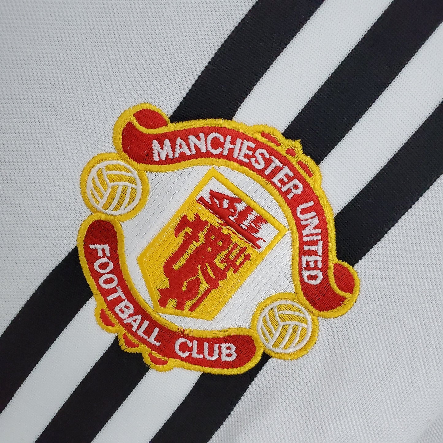 Manchester United 1975-80 Retro Away — Fan Version