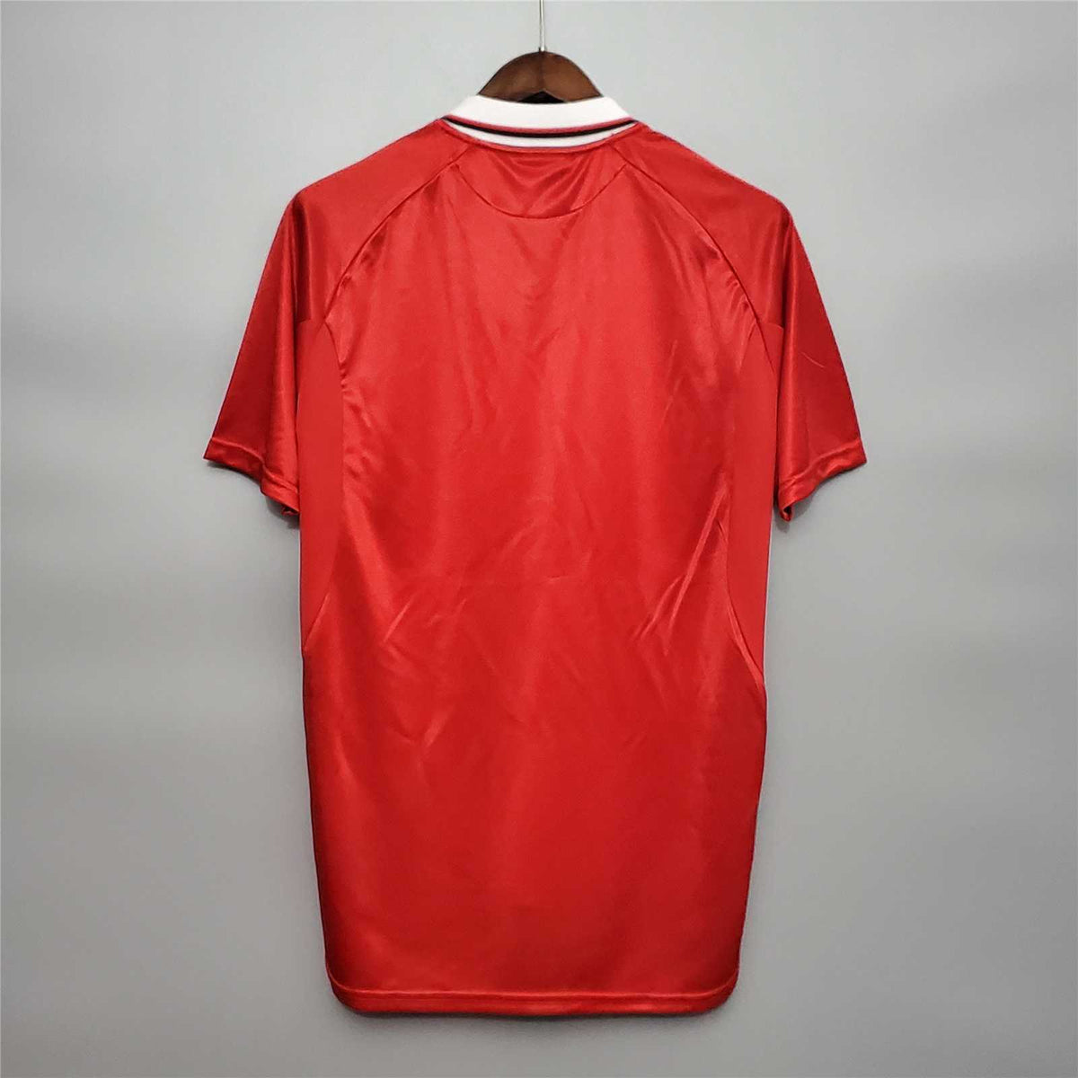 Manchester United Retro 99/00 Home Kit (1999 Champions League Final Edition)