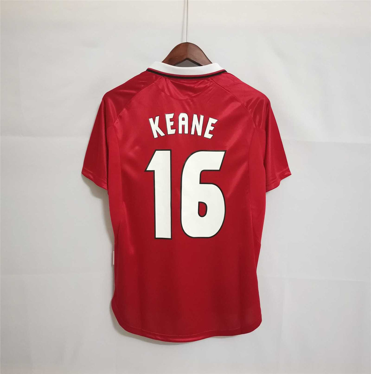 Manchester United Retro 99/00 Home Kit (1999 Champions League Final Edition)
