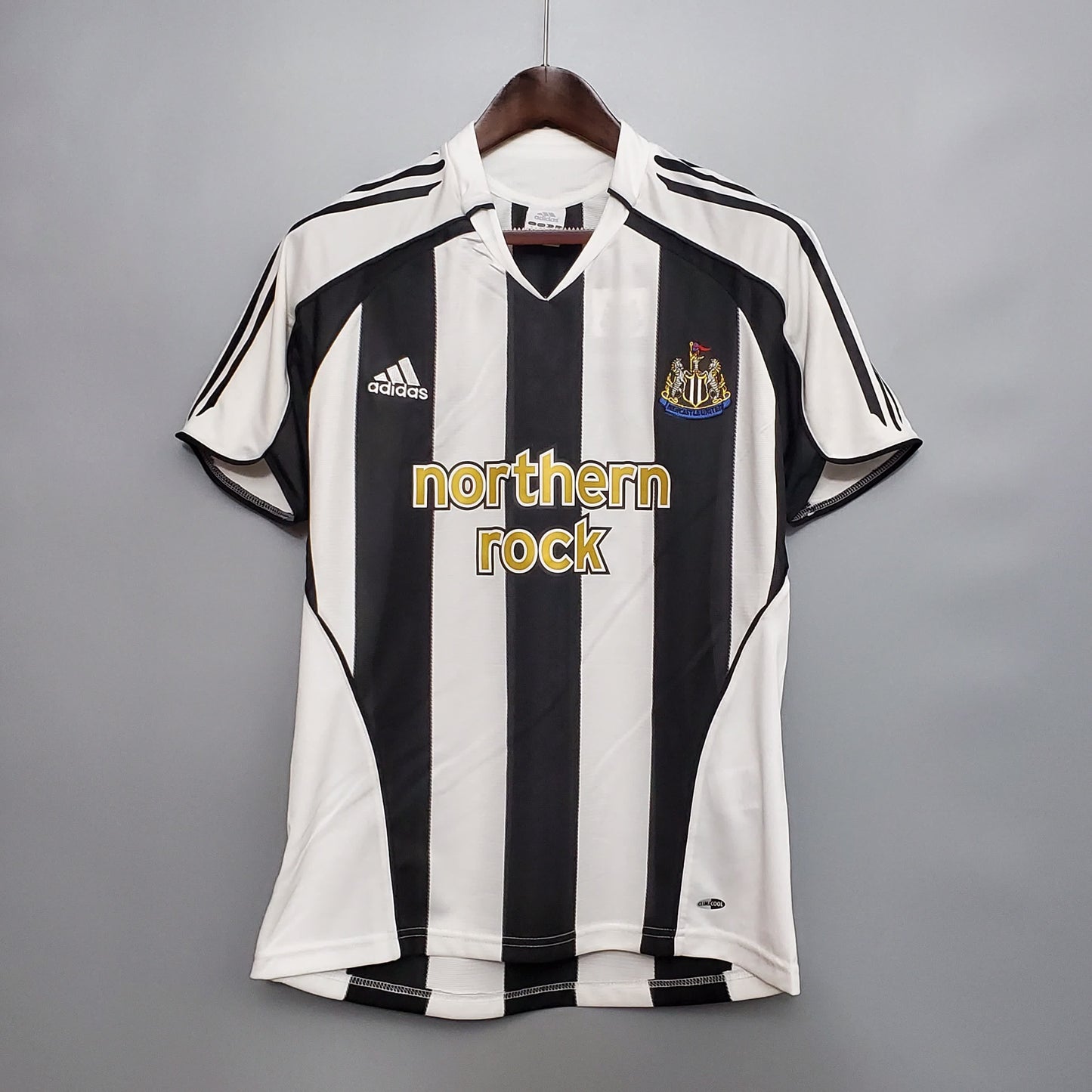 Newcastle United 2005/06 Home Retro Shirt - Fan Version