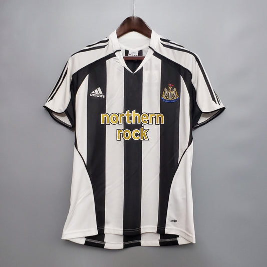 Newcastle United 2005/06 Home Retro Shirt - Fan Version