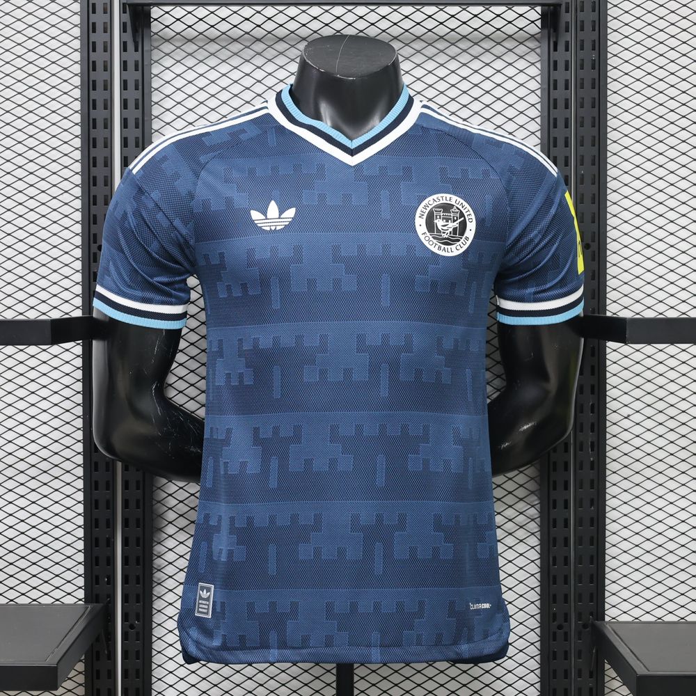 Newcastle United 2026/27 Away — Player Version
