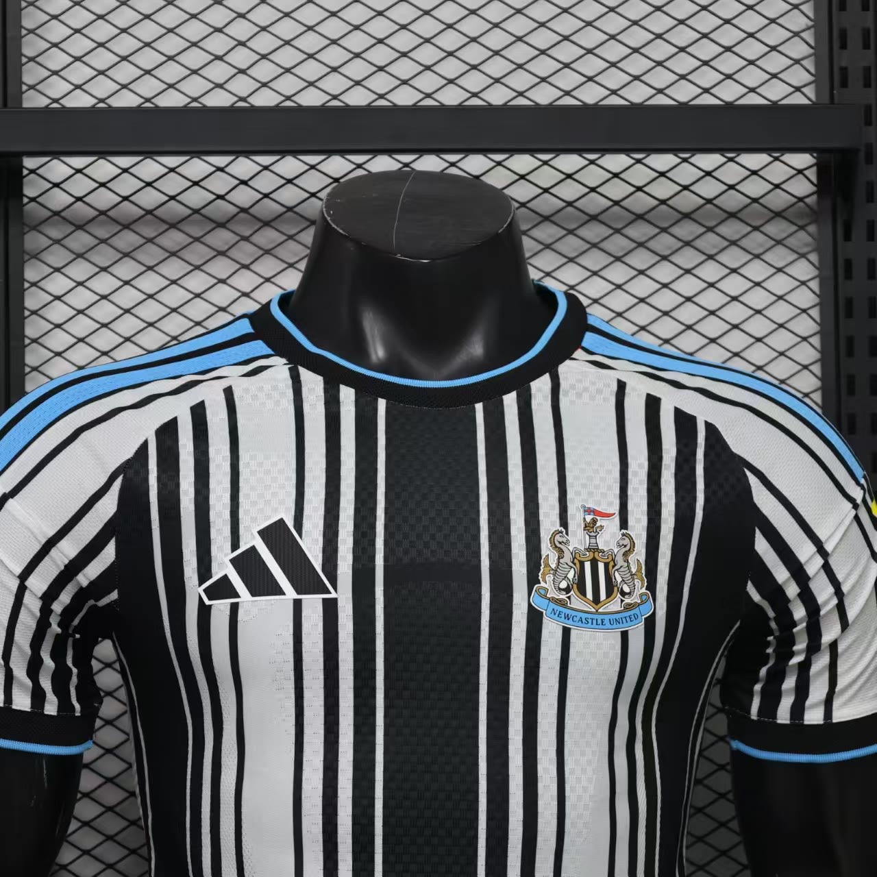 Newcastle United 2026/27 Home — Player Version