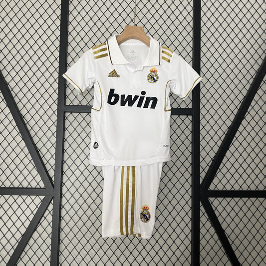 Real Madrid 2011/12 Retro Home — Kids Kit