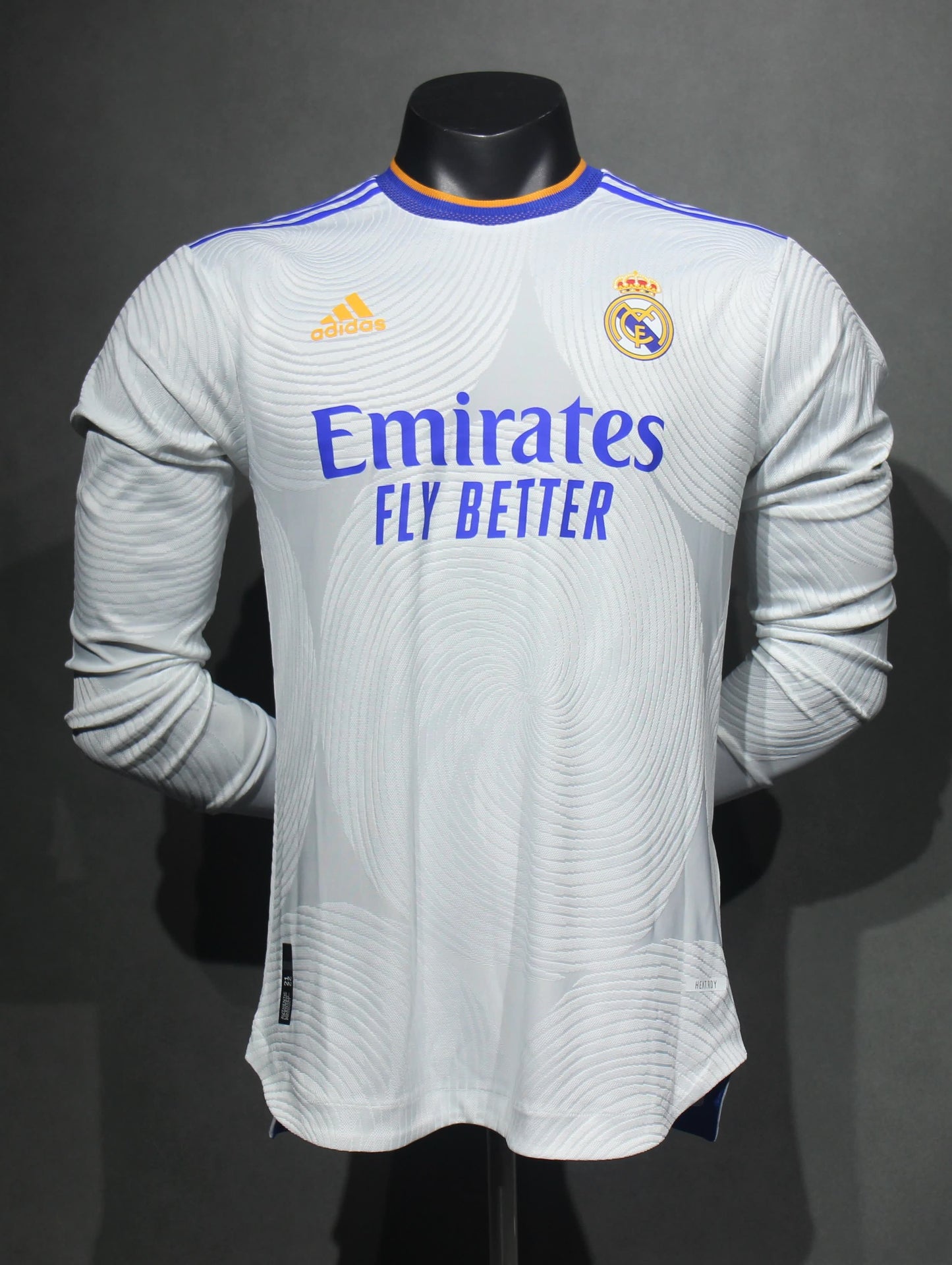 Real Madrid 2021/22 Retro Home Long Sleeve — Fan Version