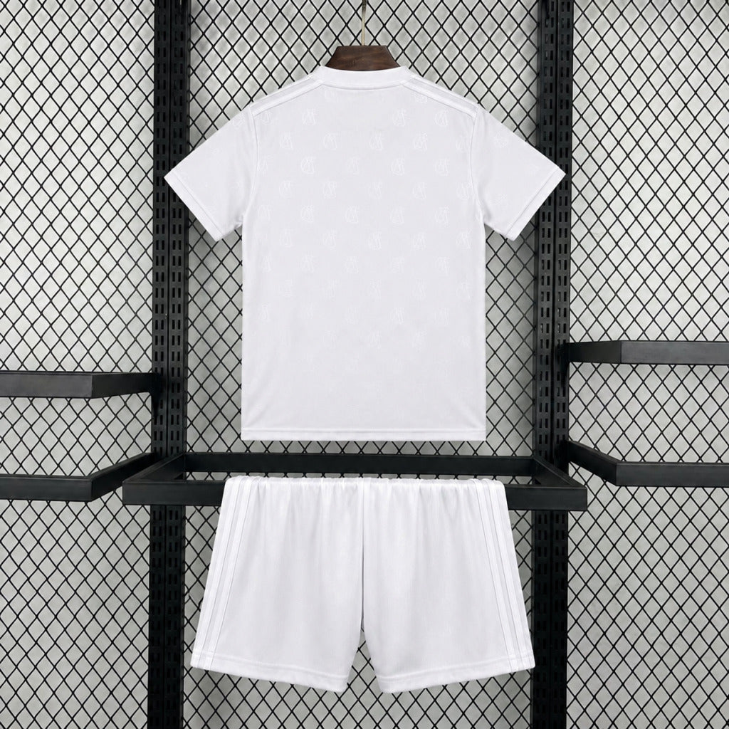 Real Madrid 26/27 125th Anniversary Kids Kit - detalhe