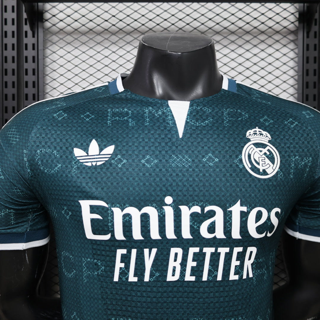 Real Madrid 2026/27 Away Player Version