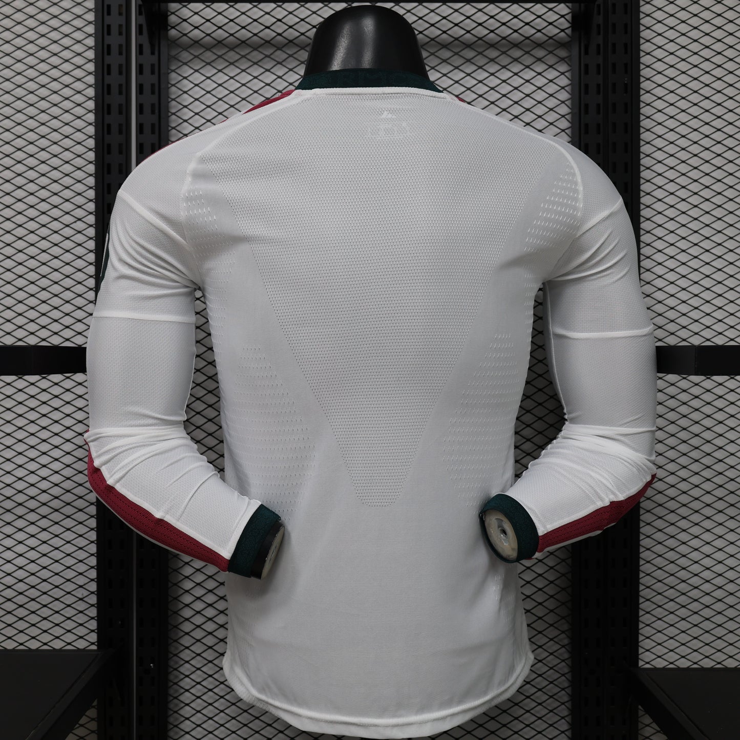 Real Madrid 26/27 Home Long Sleeve Player Version - detalhe