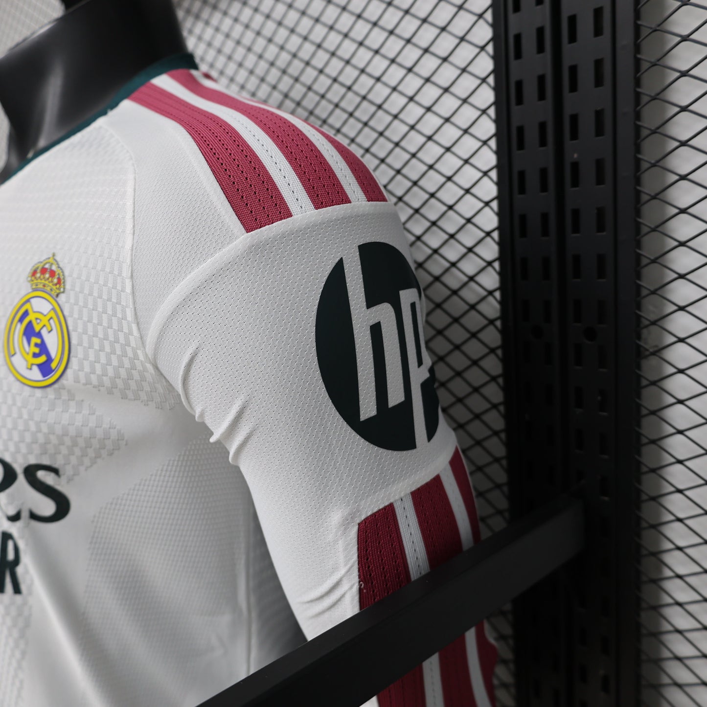 Real Madrid 26/27 Home Long Sleeve Player Version - detalhe
