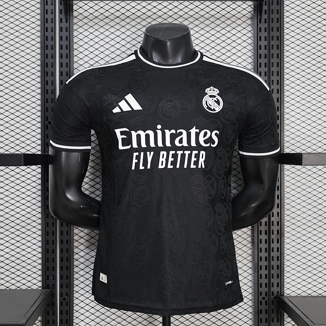 Real Madrid 26/27 Black Special Edition Player Version - frente