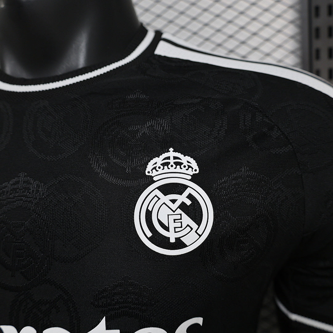 Real Madrid 26/27 Black Special Edition Player Version - detalhe