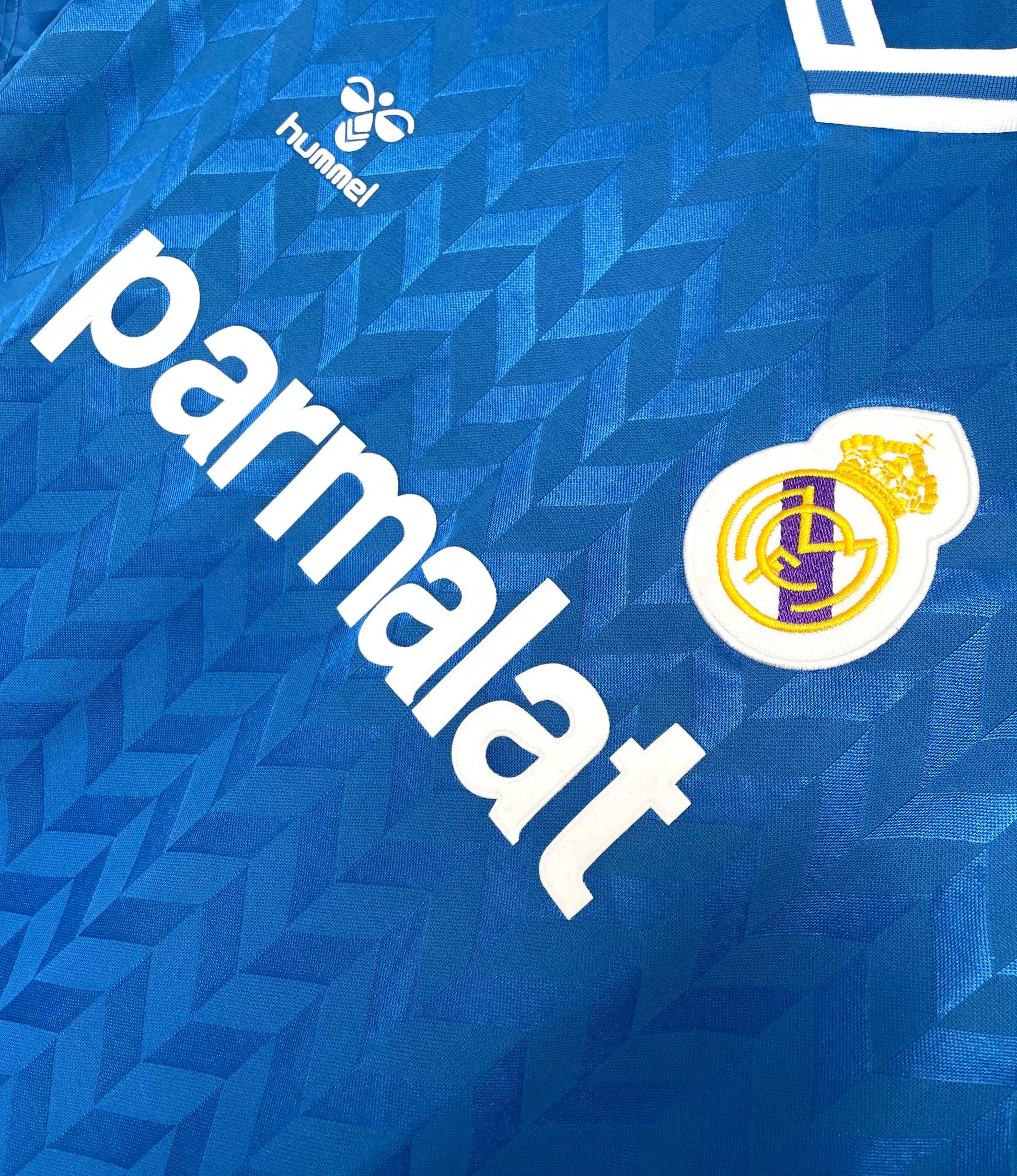 Real Madrid Retro 1986/87 Away Fan Version - detalhe