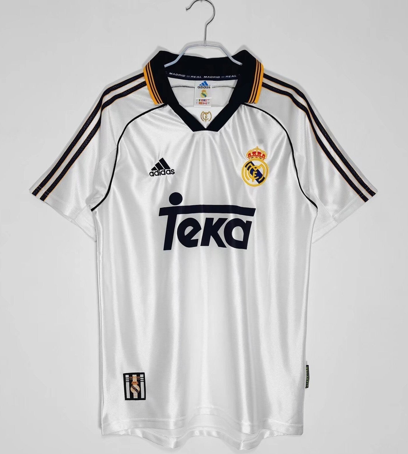 Real Madrid Retro 1998/00 Home Fan Version - frente