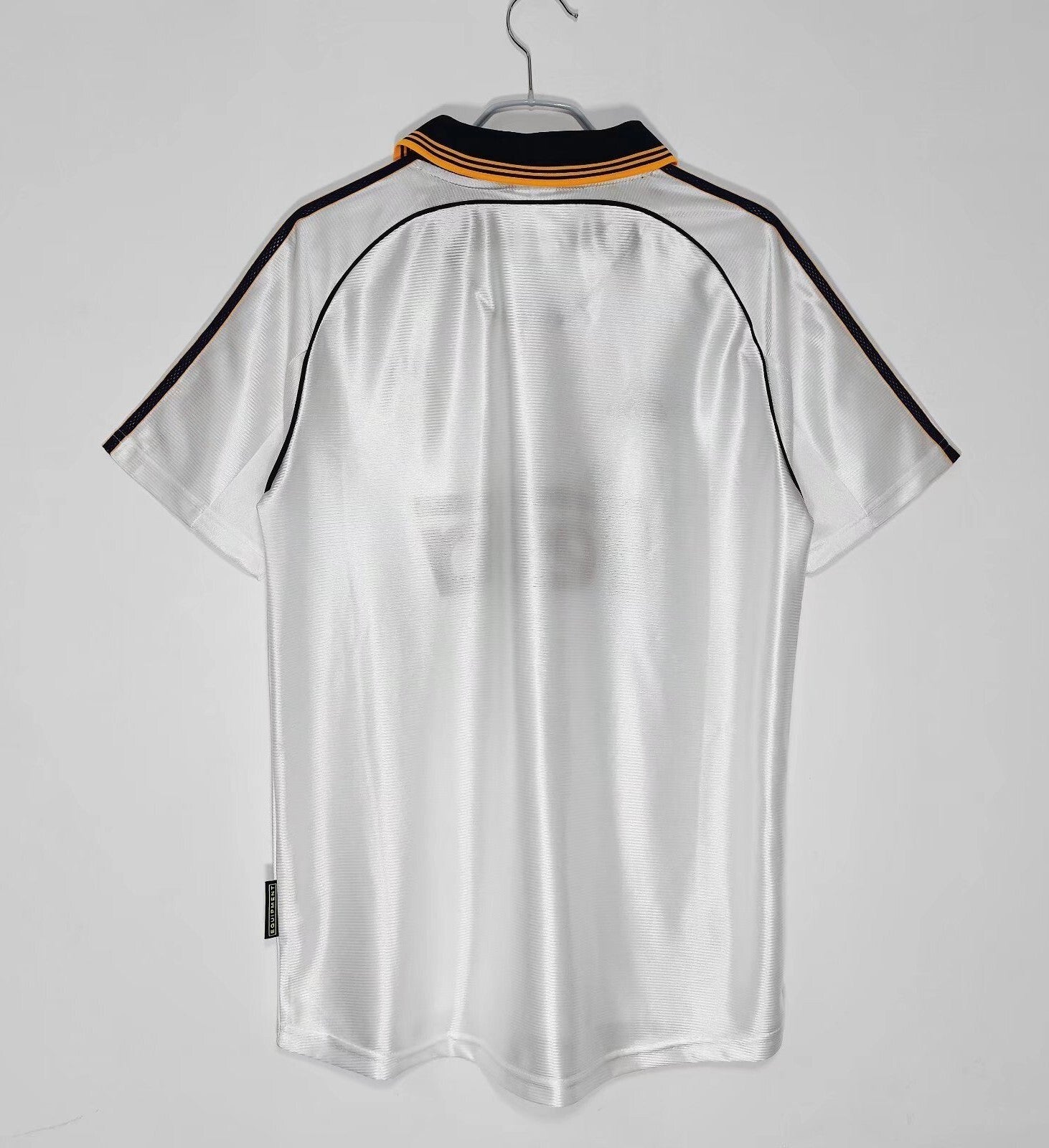 Real Madrid Retro 1998/00 Home Fan Version - detalhe