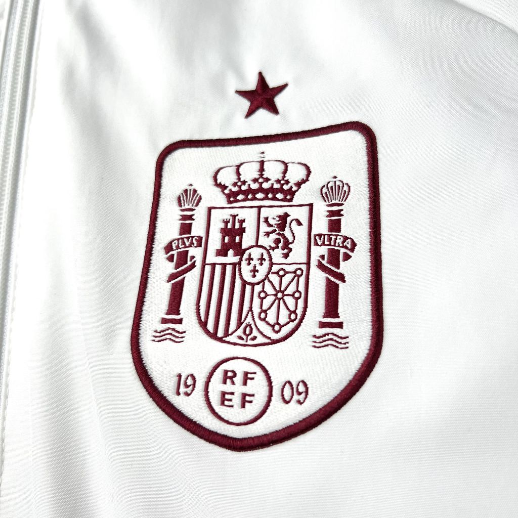 Spain 2026 Away Style Windbreaker (Beige) — Fan Version