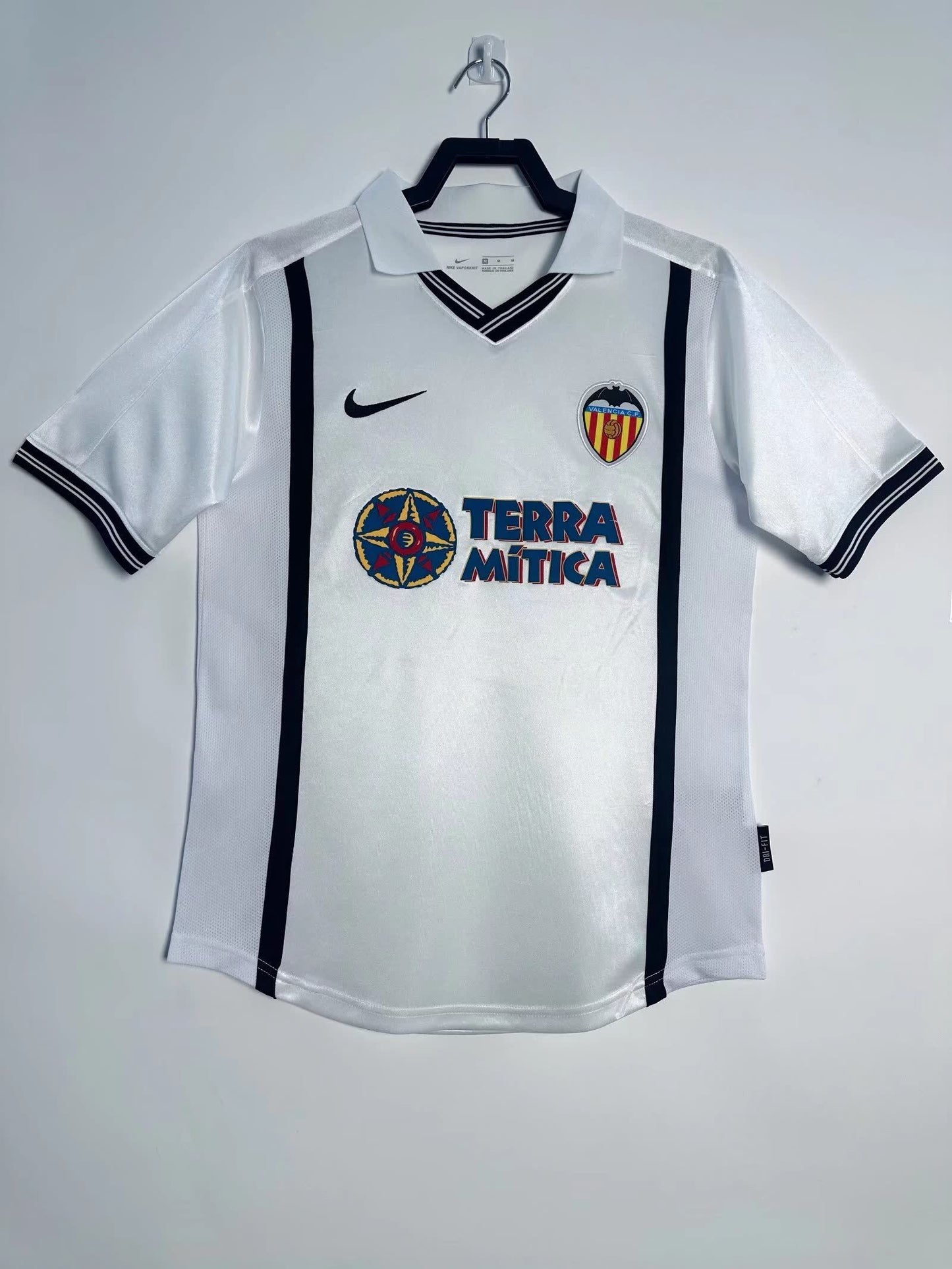 Valencia 2000/01 Retro Home — Fan Version