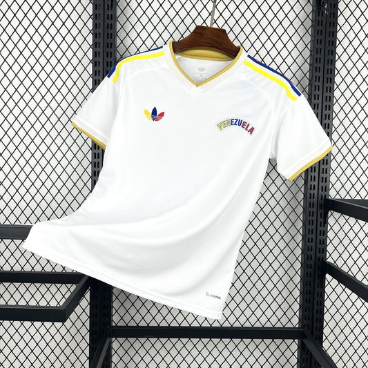 Venezuela 2026/27 Away — Fan Version