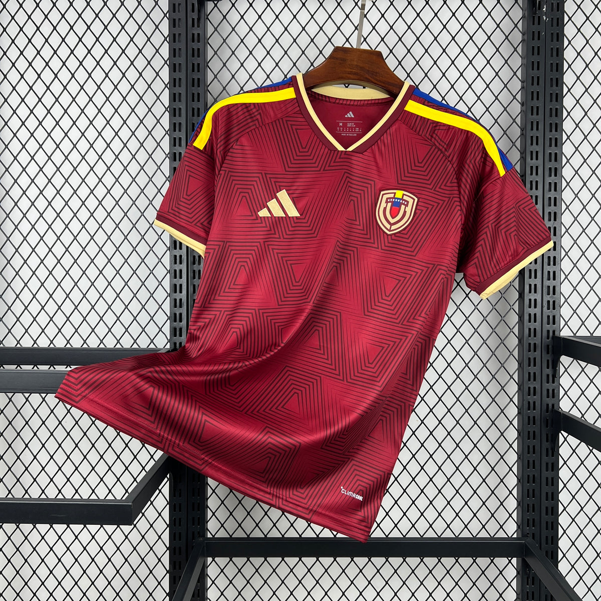 Venezuela 2026/27 Home — Fan Version